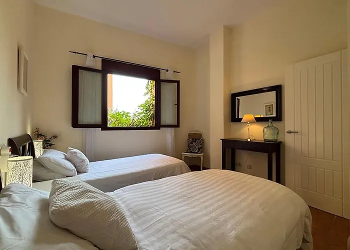 El Paraiso Golf, Marbella - Zest Lettings *