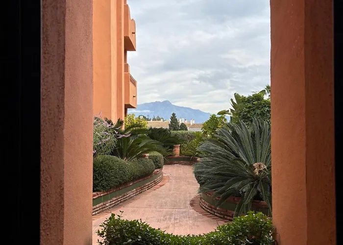 El Paraiso Golf, Marbella - Zest Lettings *