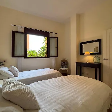 El Paraiso Golf, Marbella - Zest Lettings *